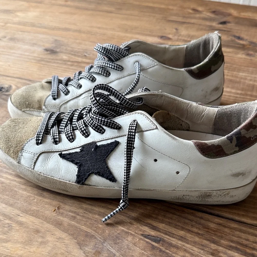 Golden Goose White and Black Men's Shoes - Picture 1 of 6